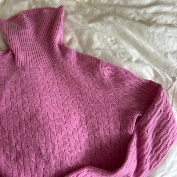 Tweeds 100% Cashmere Petal Pink  Turtleneck Sweater - Picture 3 of 6